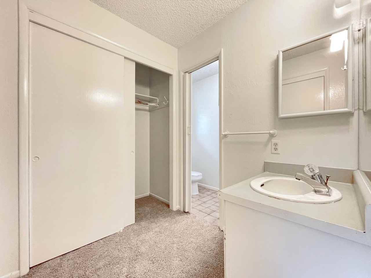 266 Akiohala St - Photo 7 of 22