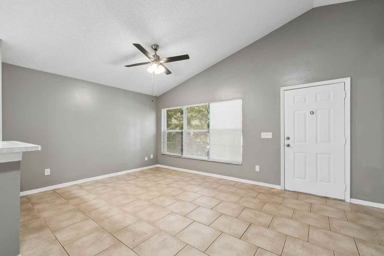 5518 Pinto Way - Photo 6 of 15