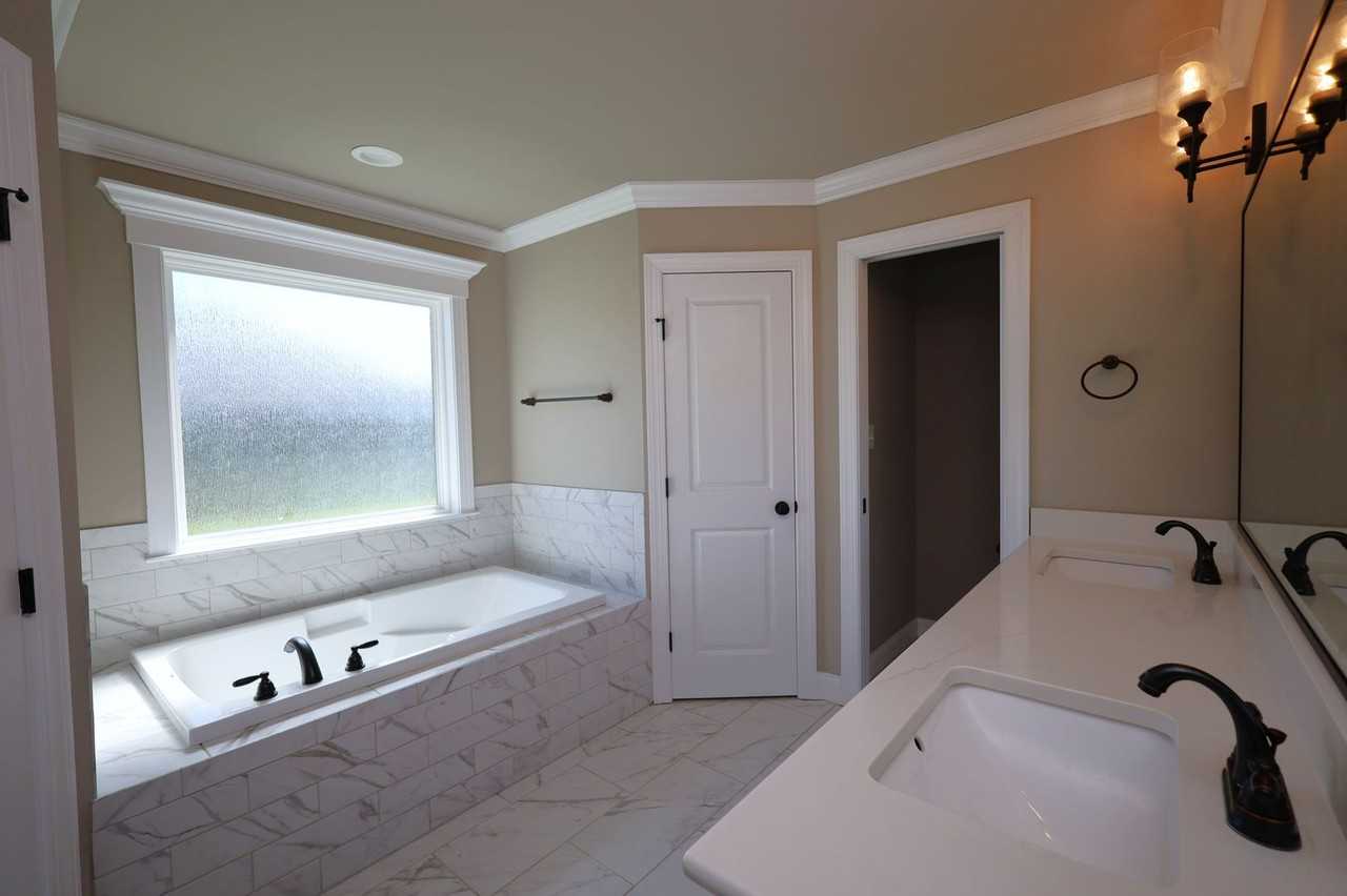 124 Floyd Mcneal Dr - Photo 6 of 13