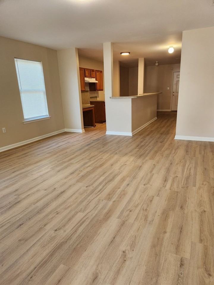 1420 N 47th St - Photo 2 of 14