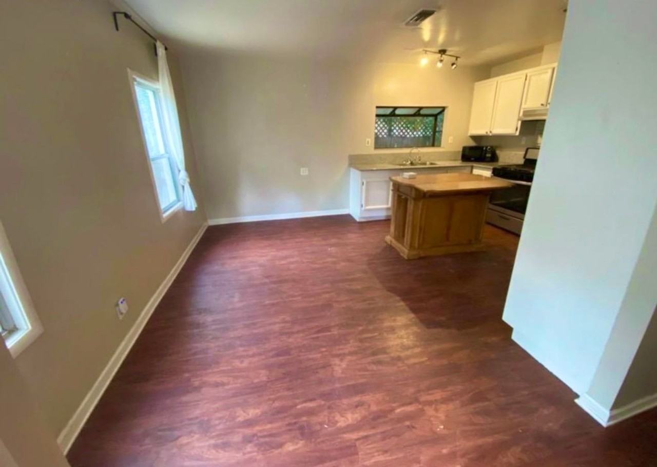 3249 B St - Photo 4 of 10