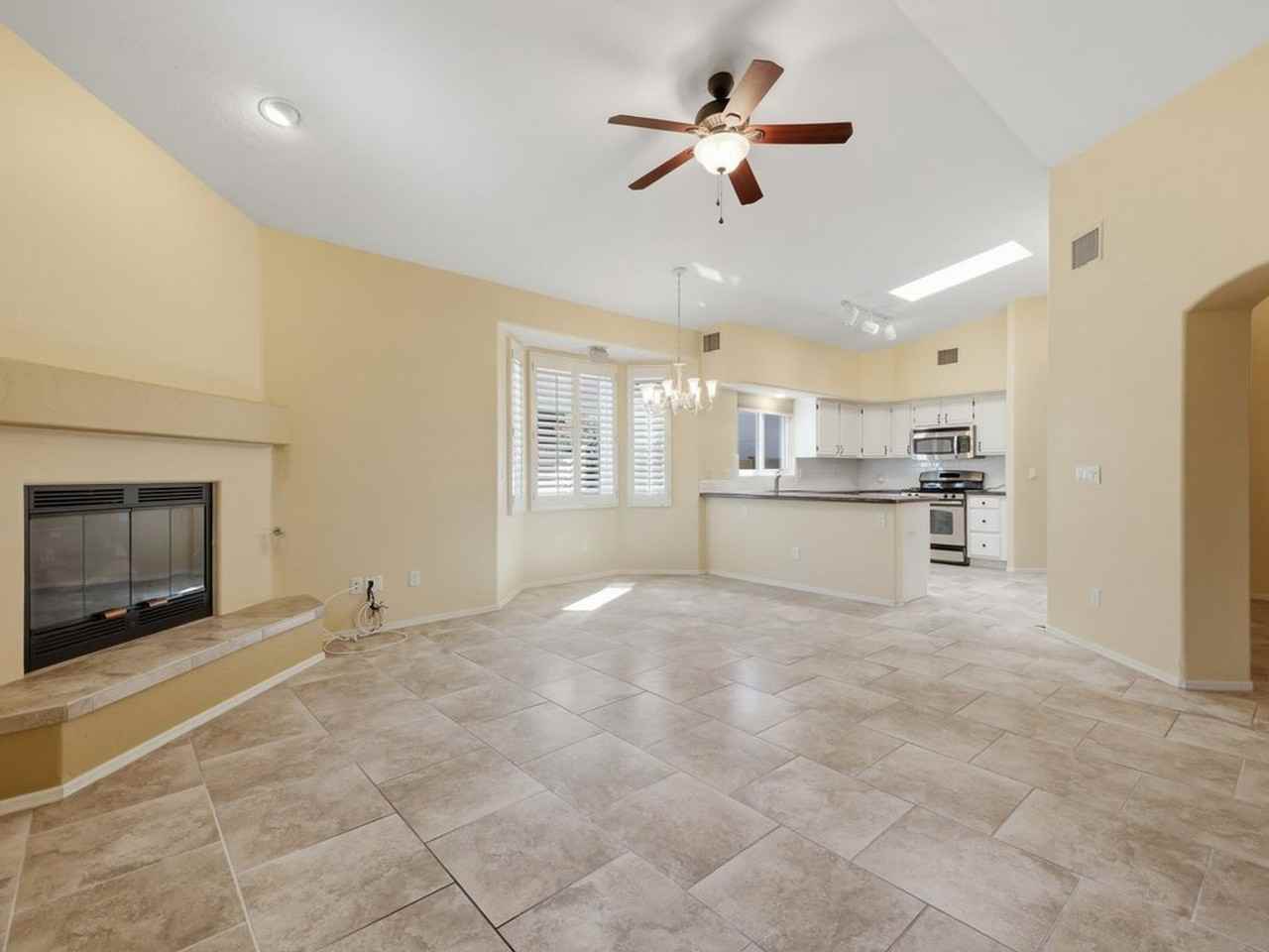 10176 N Inverrary Pl - Photo 7 of 31