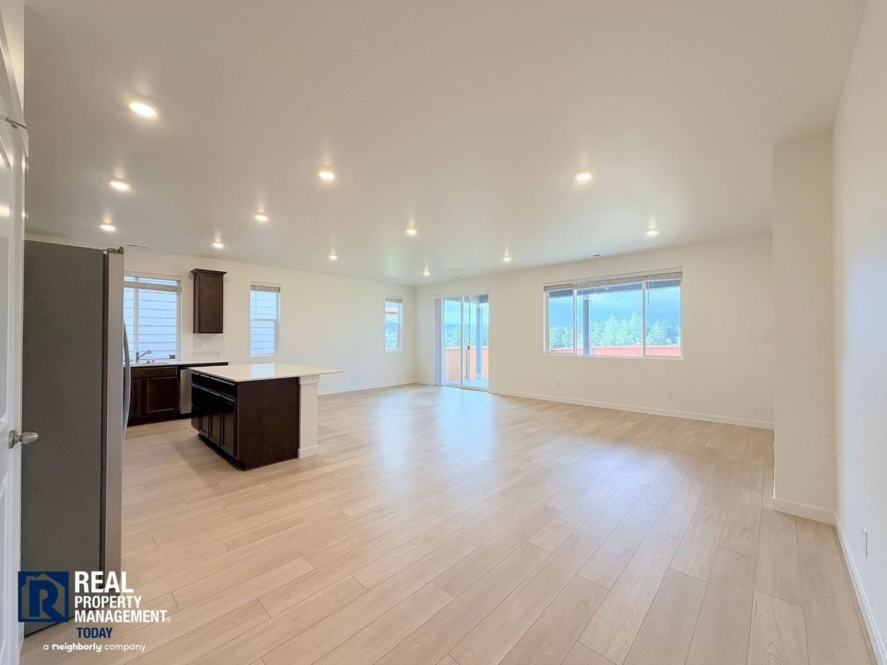 13616 185th Street Ct E - Photo 3 of 27