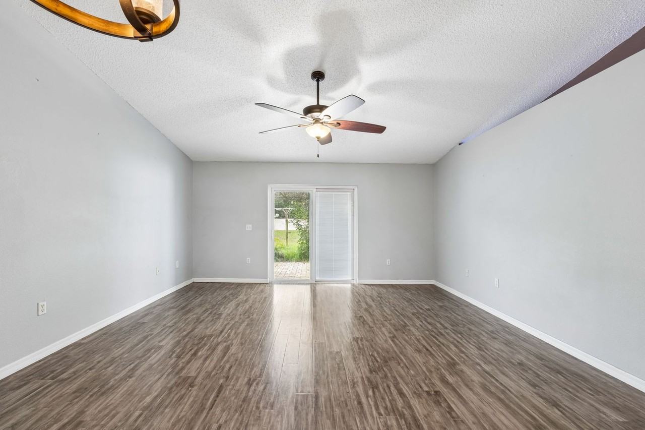 3430 Arabesque Dr - Photo 7 of 19