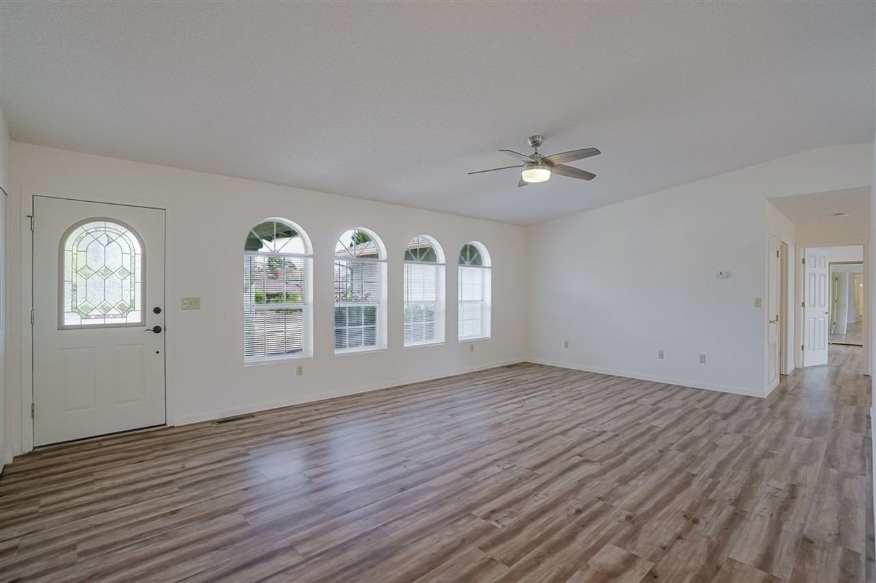 11045 E Turquoise Cir - Photo 4 of 39