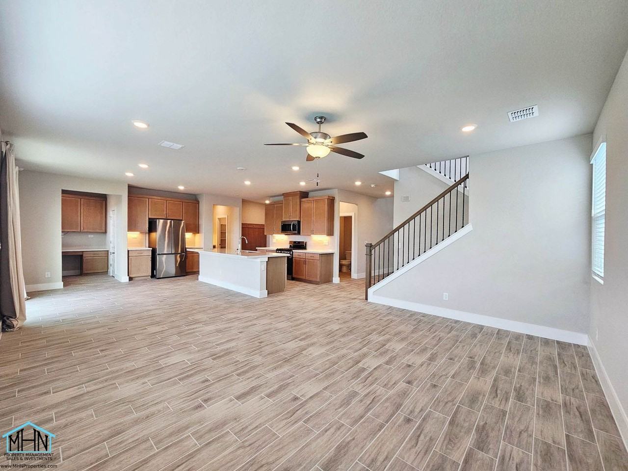 11225 Lowder Ln - Photo 5 of 29
