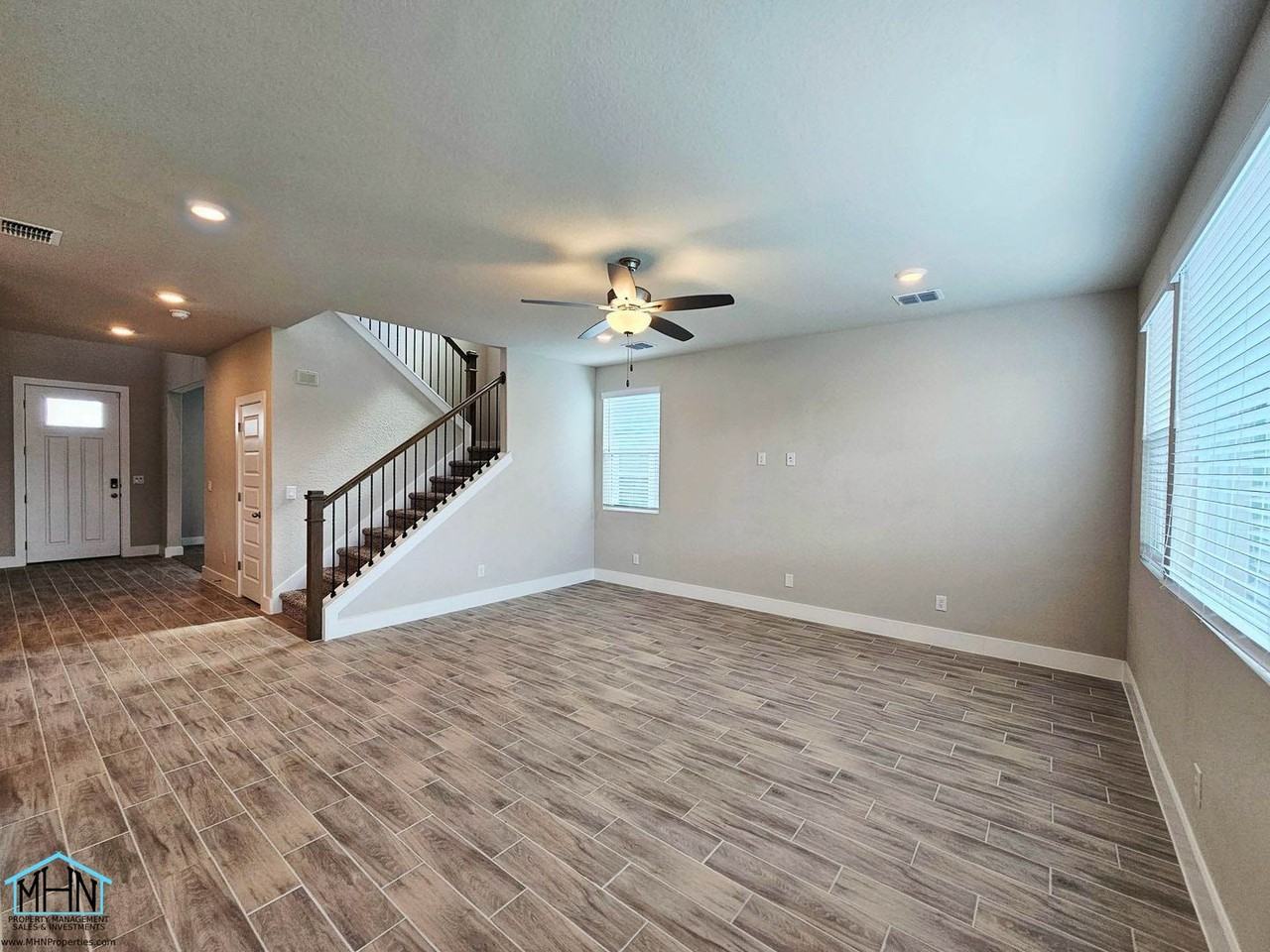 11225 Lowder Ln - Photo 6 of 29