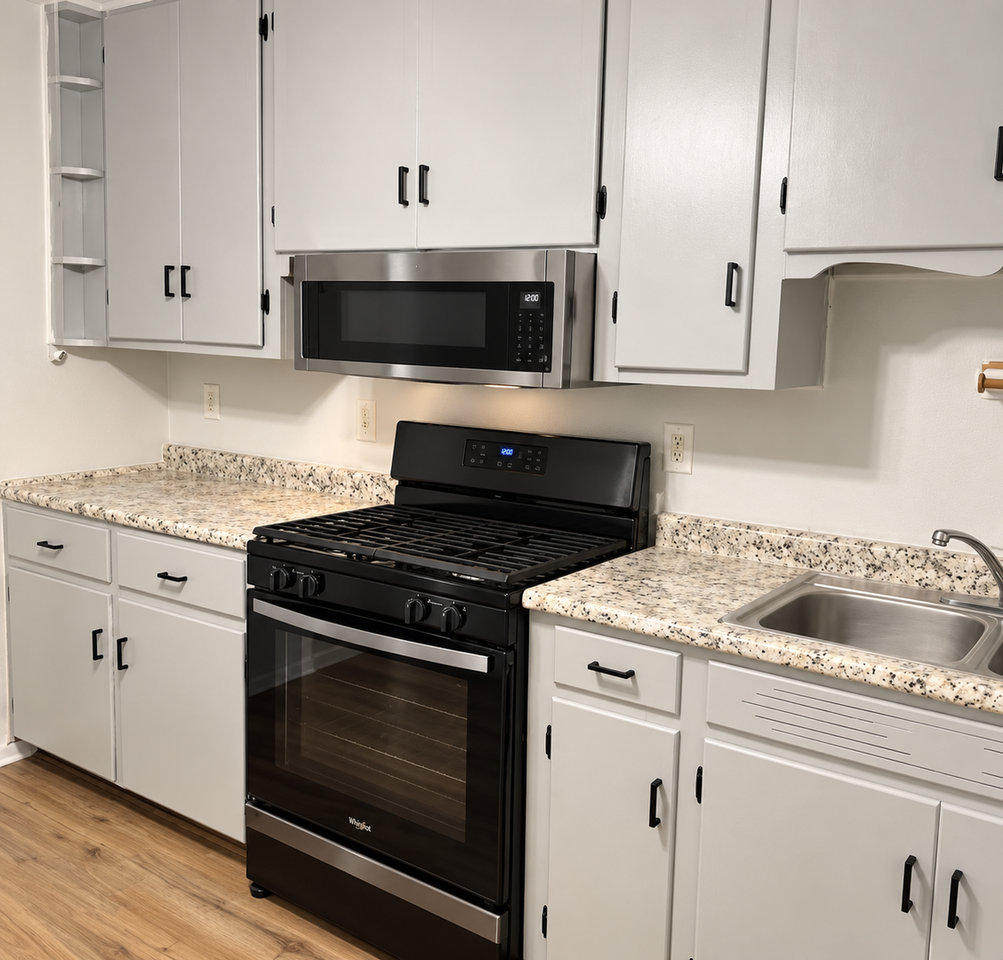 212 E 29th St - Photo 3 of 7
