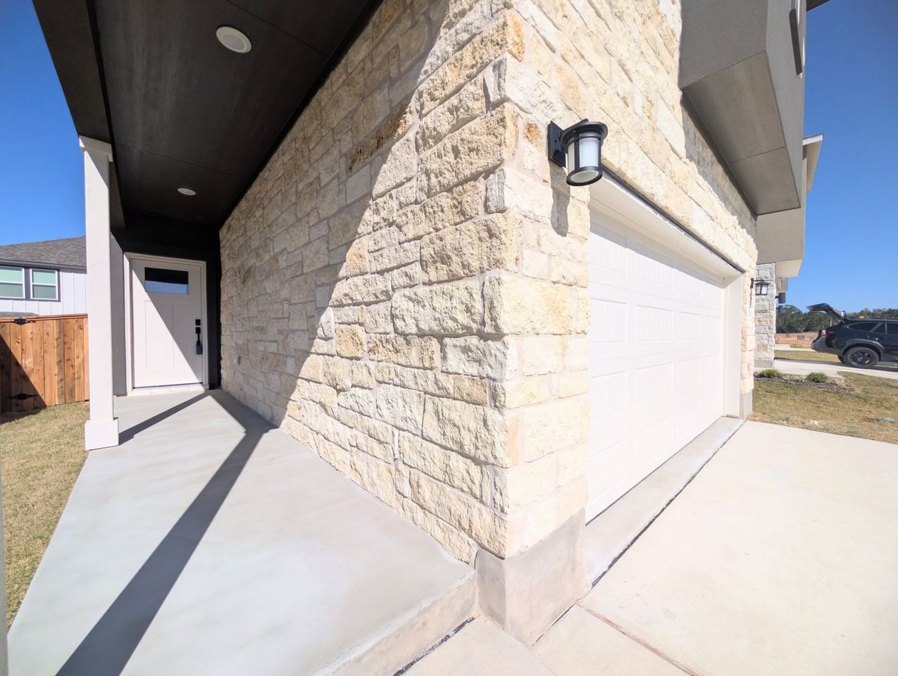 206 Kislingbury Ln - Photo 3 of 22