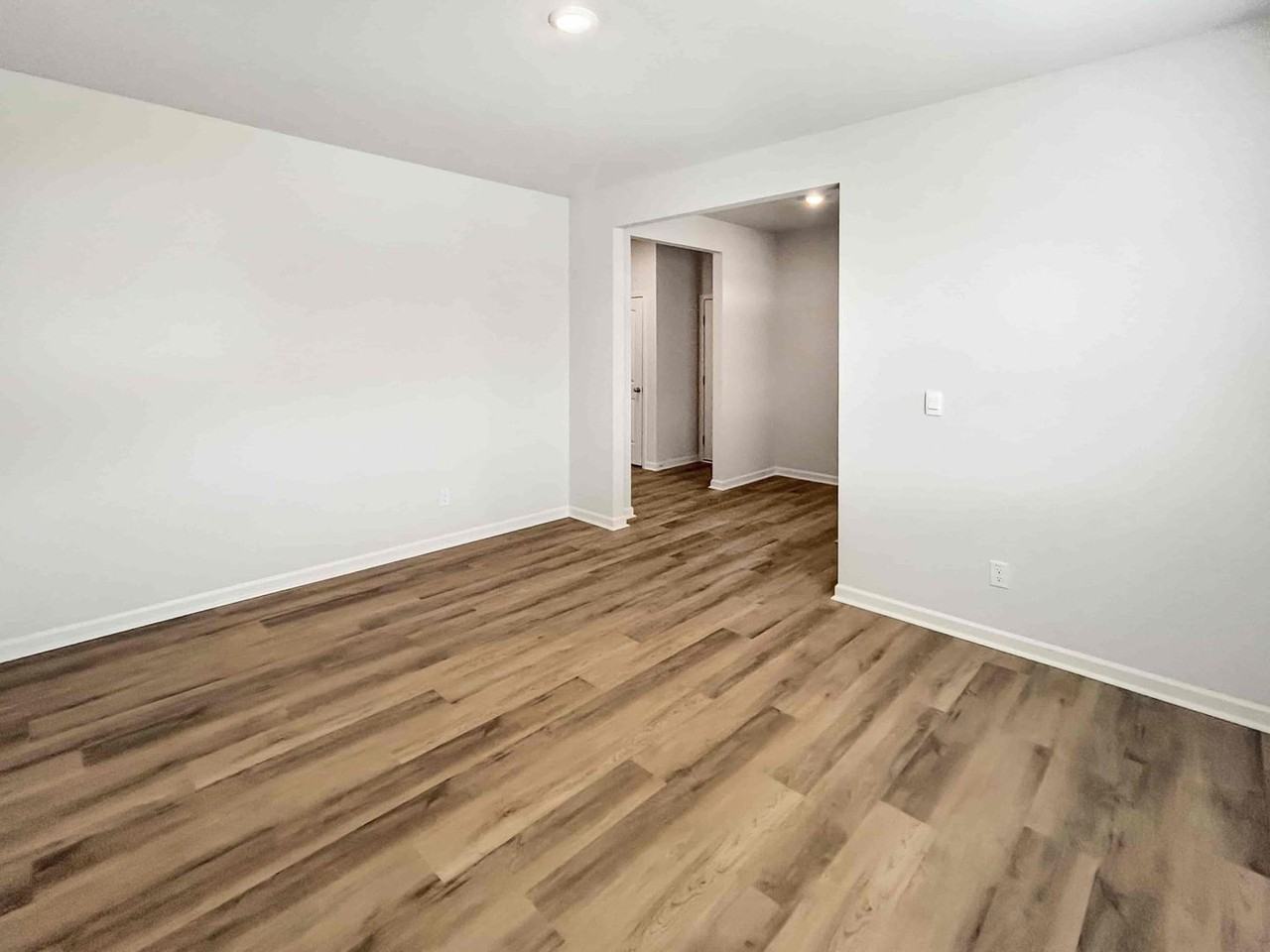 329 Creekview Way - Photo 6 of 40