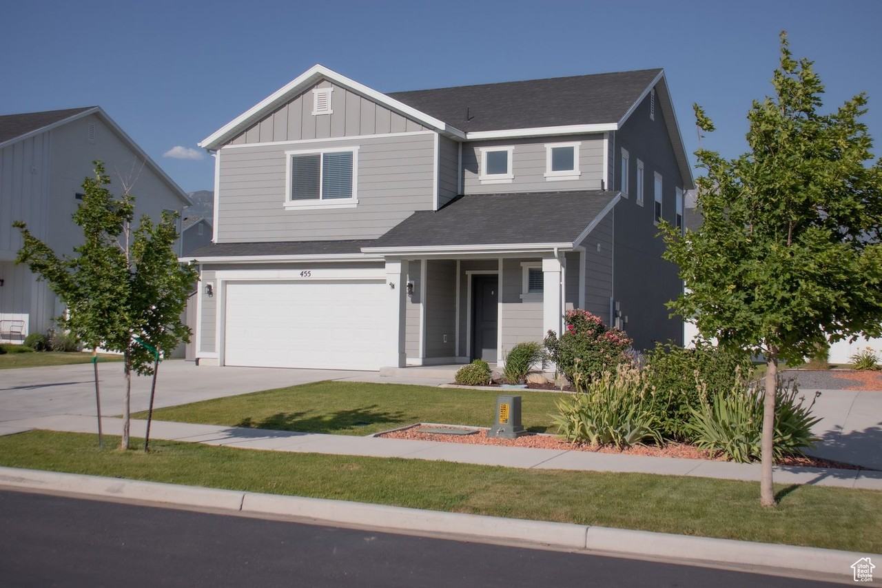 455 S 390 W - Photo 2 of 34