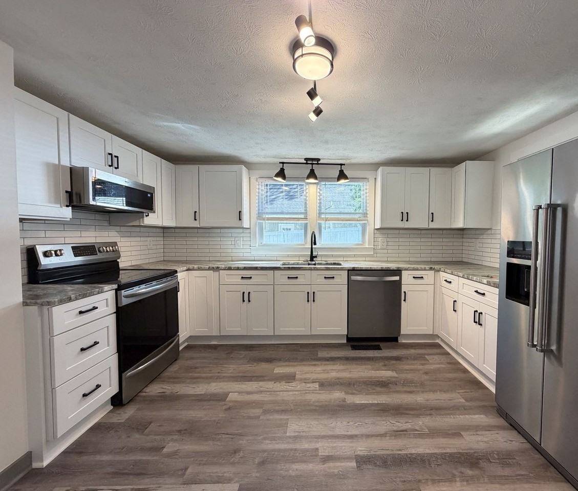 149 Maple Ridge Rd - Photo 6 of 25