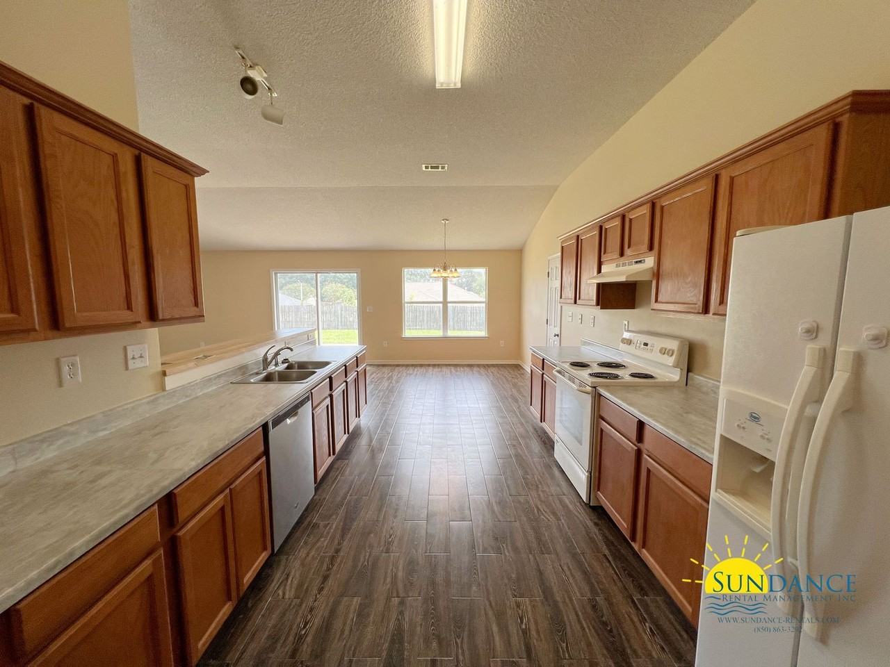 5434 E Brook Dr - Photo 5 of 25