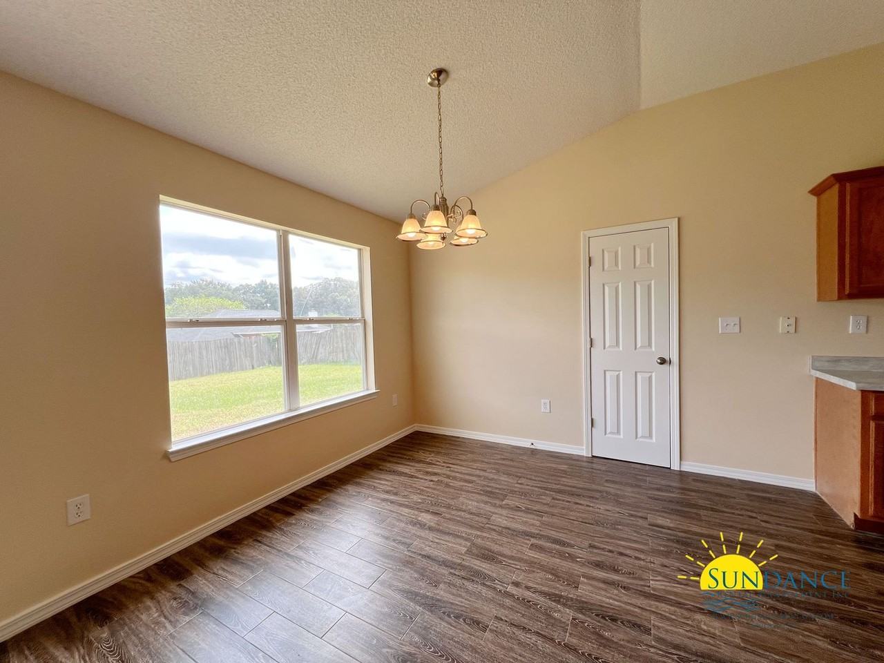 5434 E Brook Dr - Photo 6 of 25