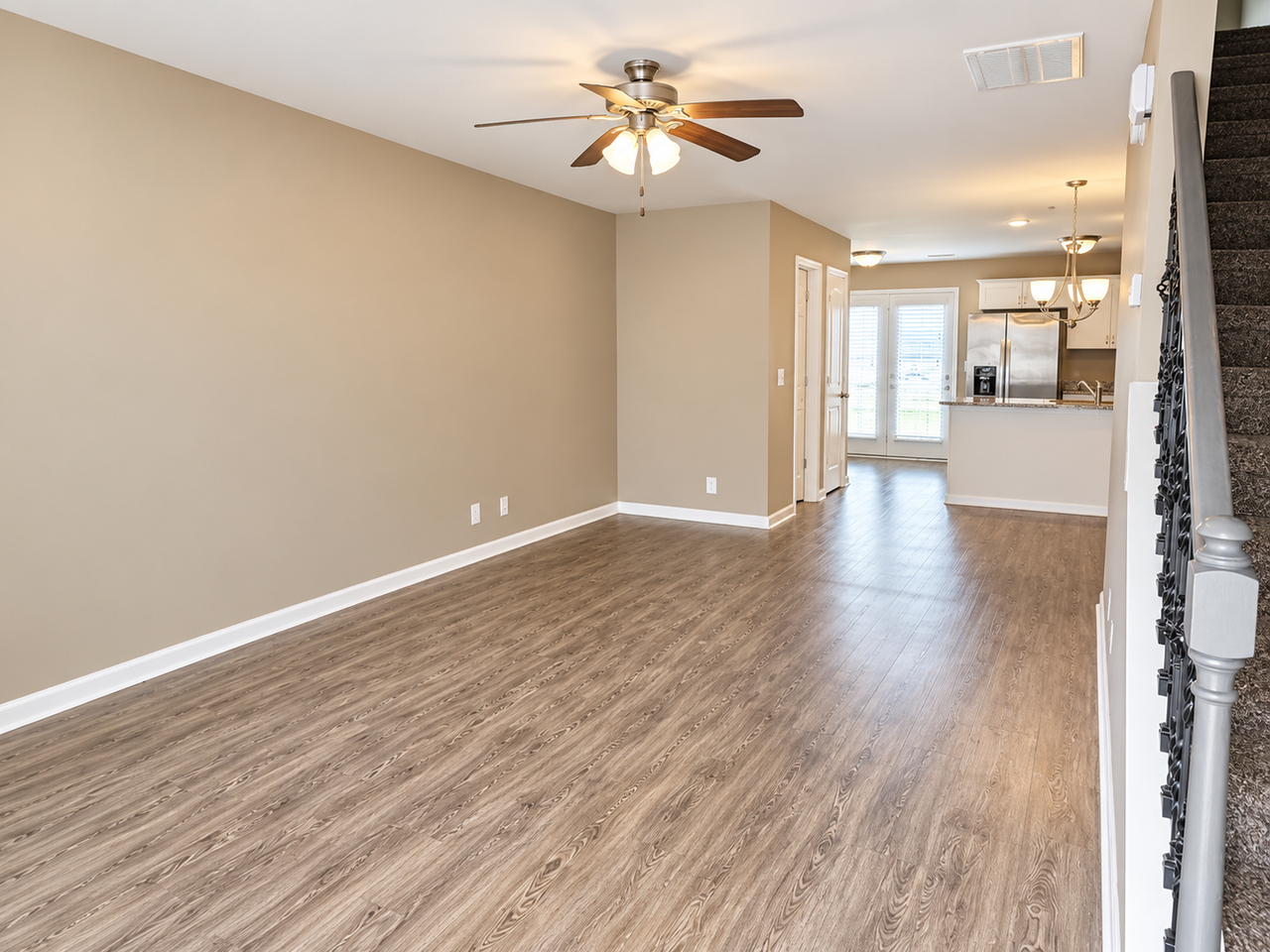 212 Alexander Blvd - Photo 3 of 19