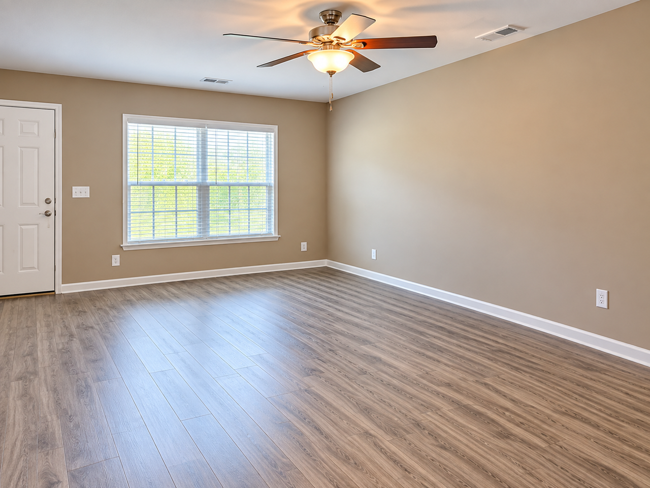 212 Alexander Blvd - Photo 4 of 19