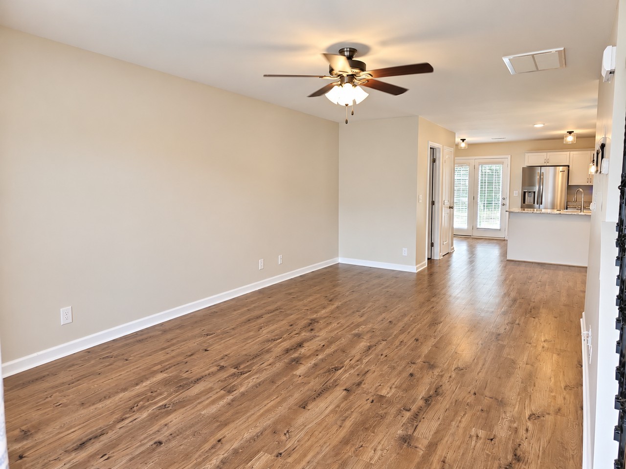 243 Alexander Blvd - Photo 2 of 19