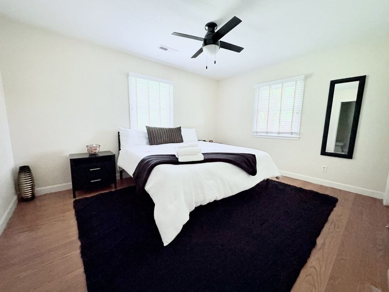 205 Venus Dr - Photo 6 of 13