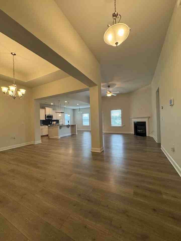 208 S Merganser Dr - Photo 2 of 18