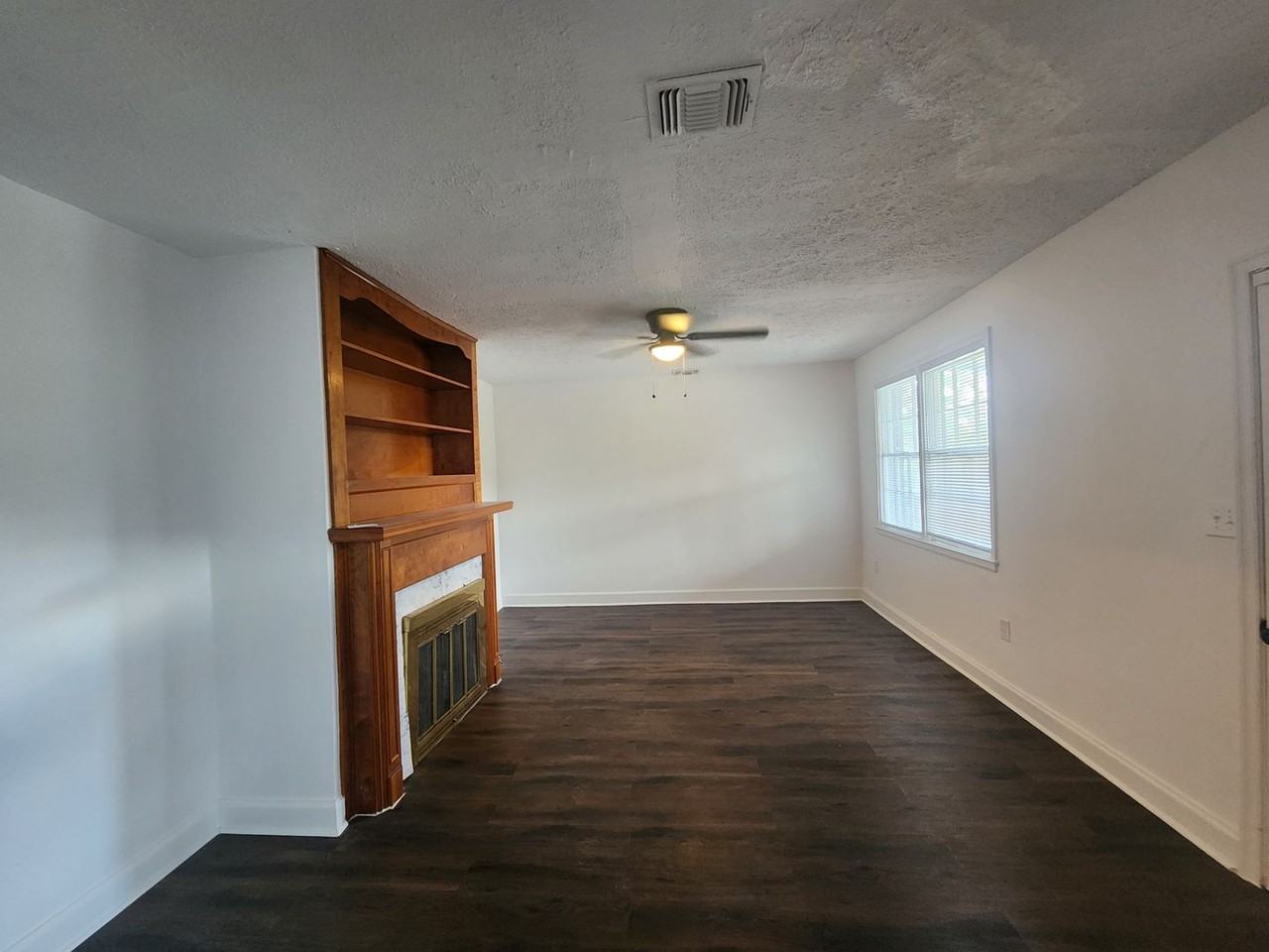 3809 18th Ave - Photo 5 of 20