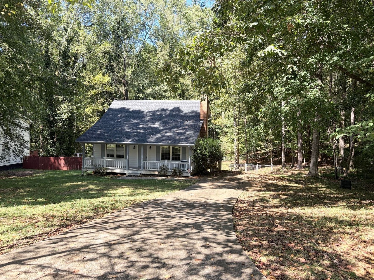 310 Shadow Moss Dr - Photo 2 of 24
