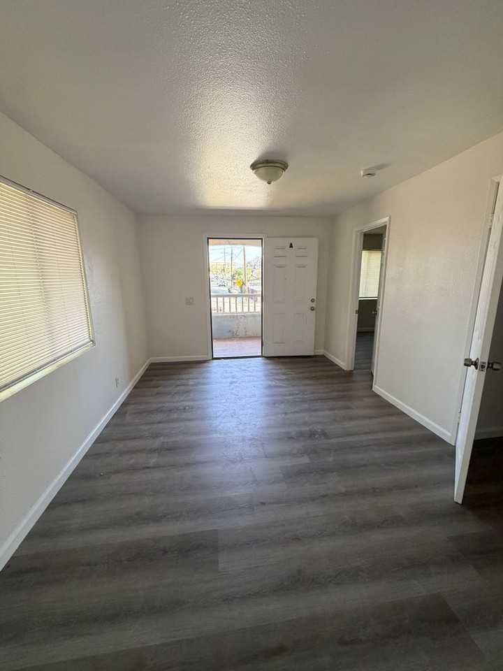 125 Hughes Ave #A - Photo 4 of 13