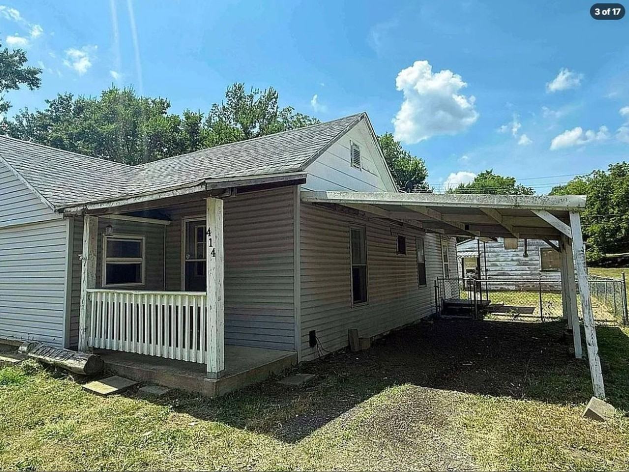 414 Camilla St - Photo 3 of 13