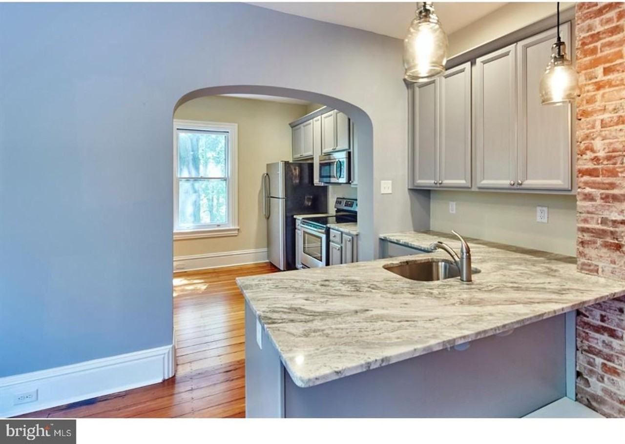 1300 Delaware Ave - Photo 4 of 10