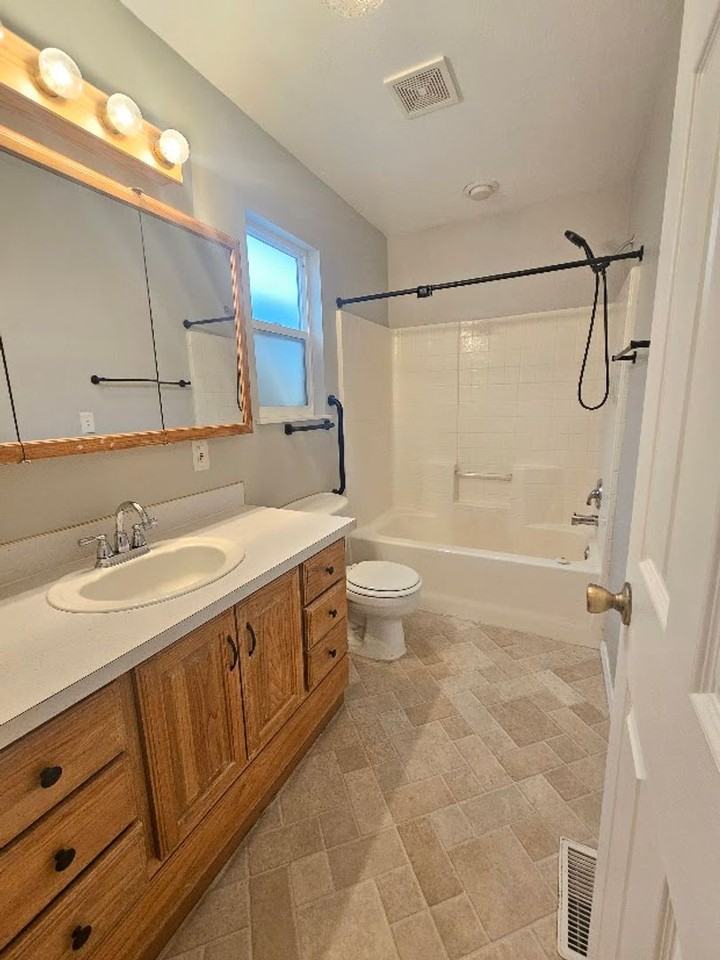 1517 S Denver Ave - Photo 6 of 9