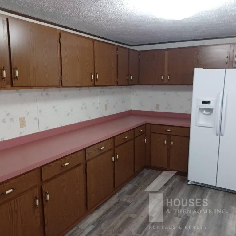 274 Double Bridge Rd - Photo 4 of 20