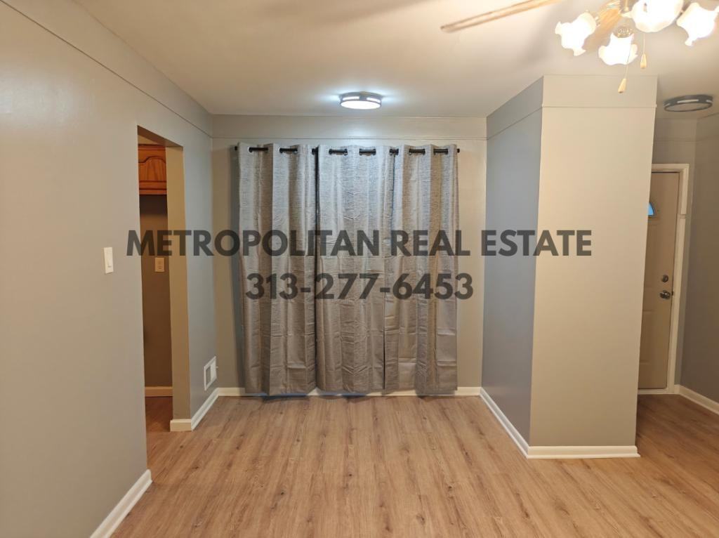 26680 Penn St - Photo 5 of 31