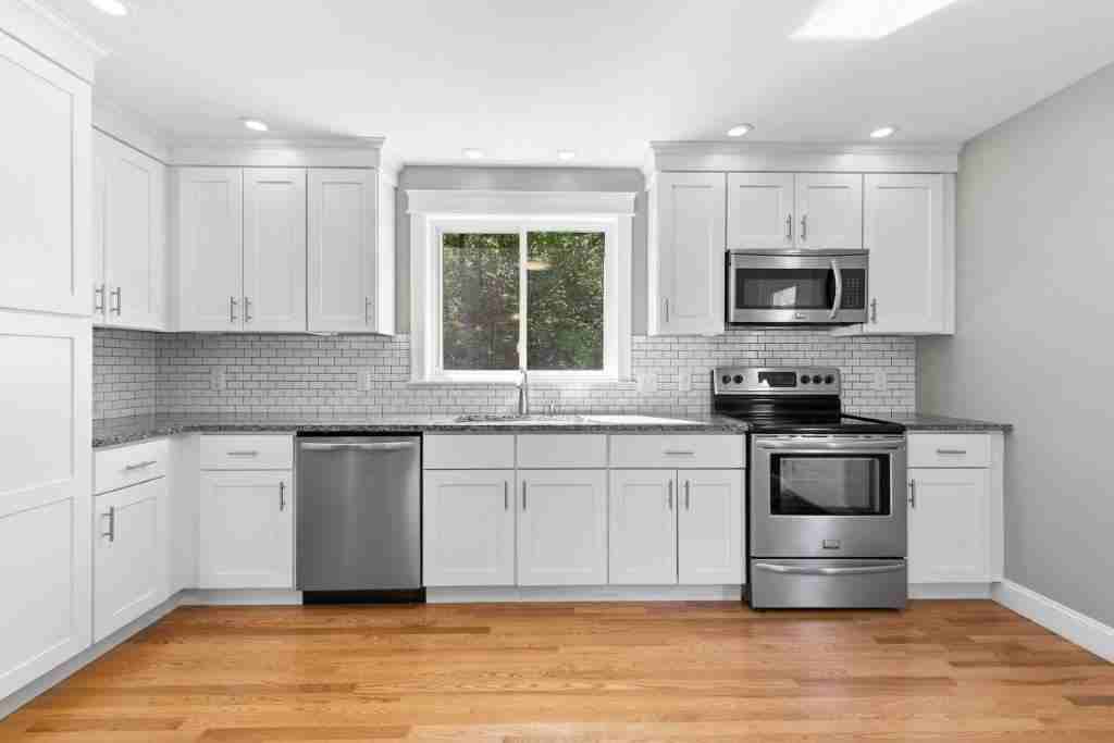 102 Orchard Rd - Photo 6 of 41