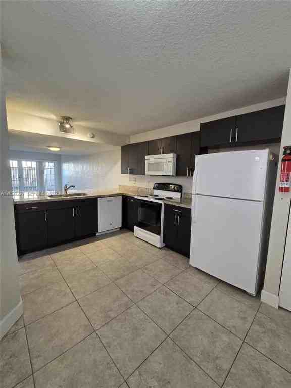 1309 Nw 124th Ave - Photo 3 of 11