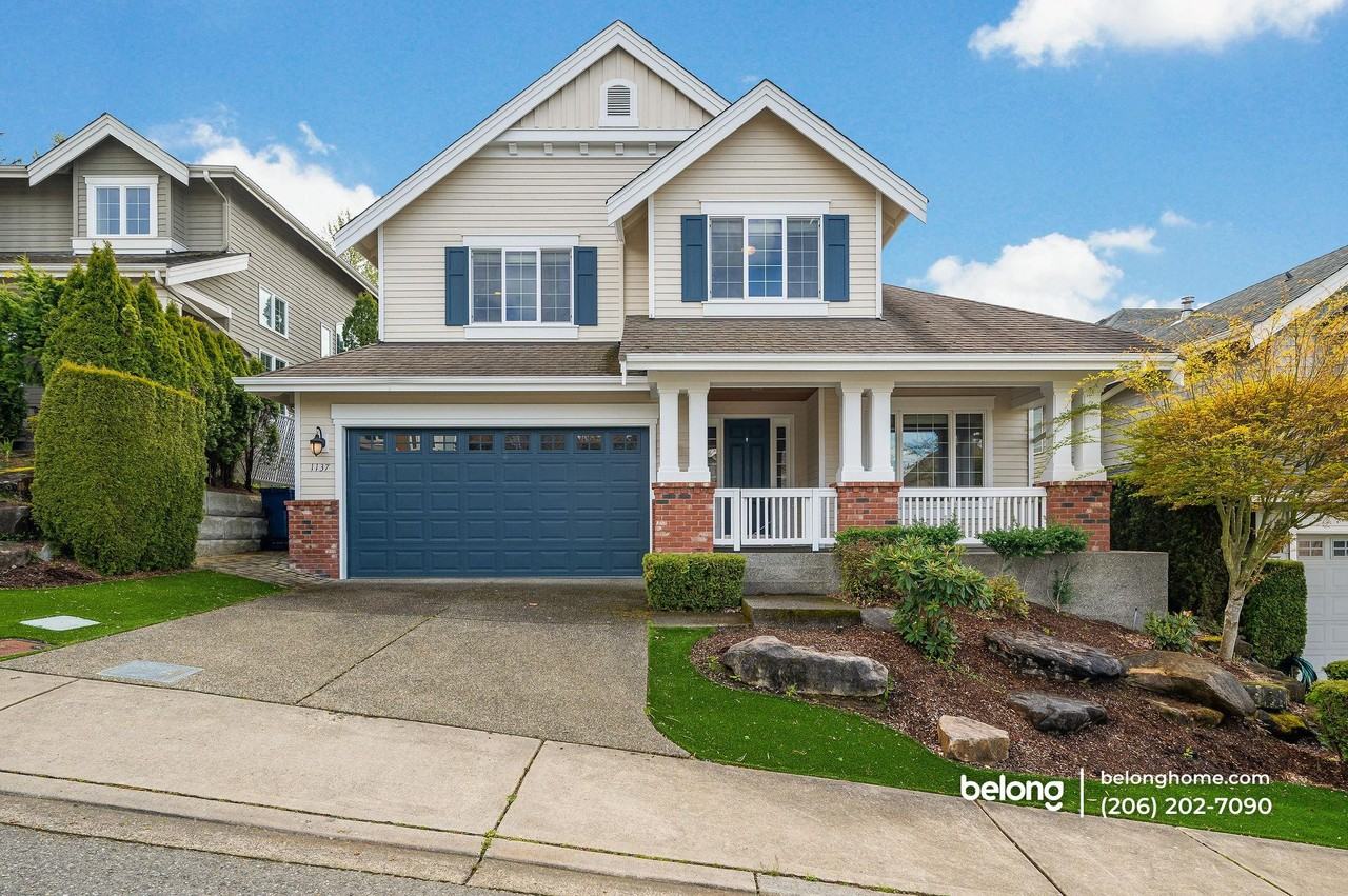1137 S 36th Pl - Photo 5 of 50