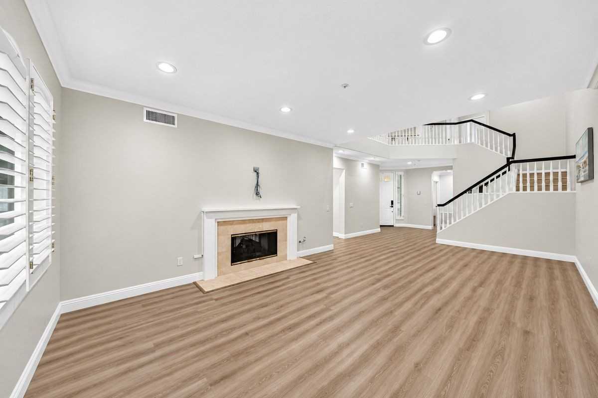 1912 Annandale Way - Photo 4 of 44