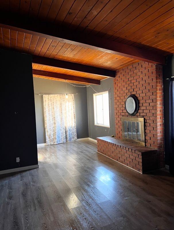 38732 Sumac Ave - Photo 3 of 11