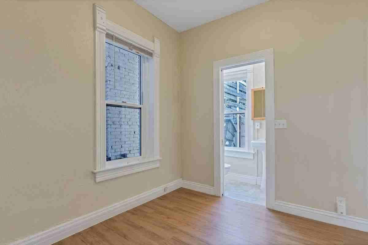 2707 N Downing St - Photo 6 of 30