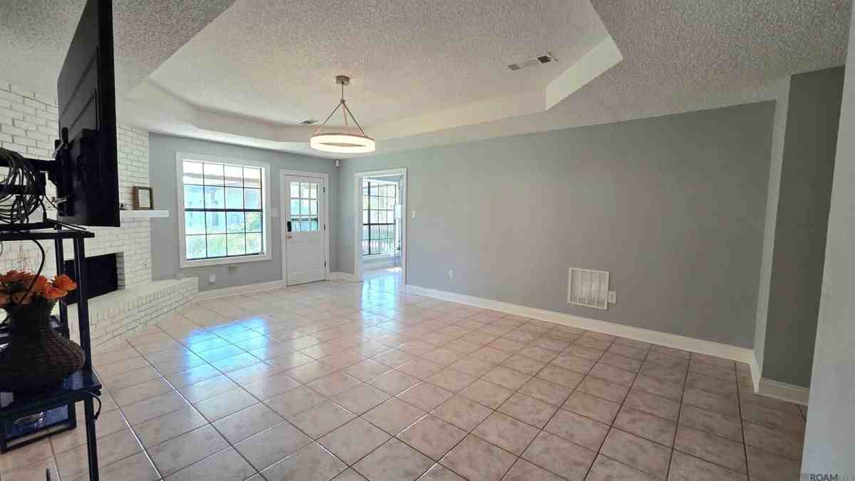 10052 Mint Dr - Photo 7 of 21