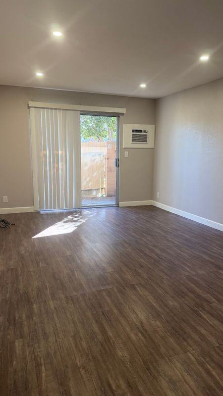 3401 Hillsborough Dr ##11 - Photo 2 of 19