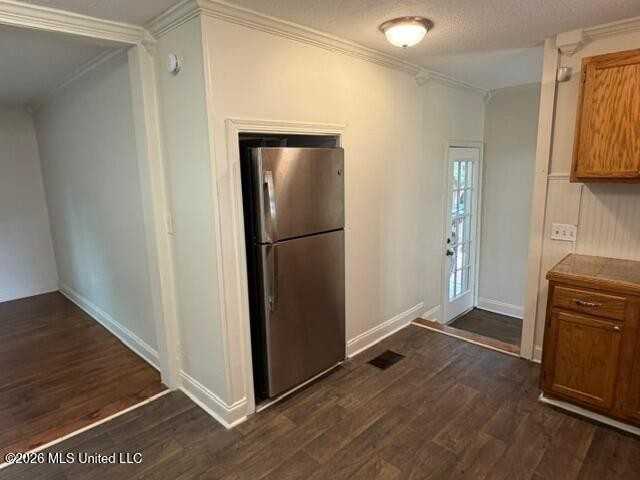 3229 Virginia St - Photo 4 of 28