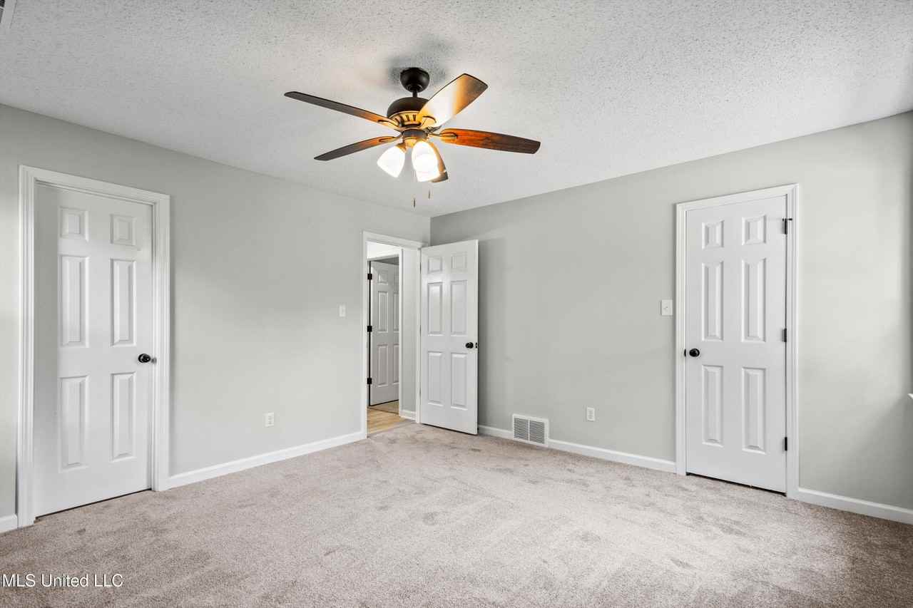 7188 Larkfield Cv - Photo 5 of 14