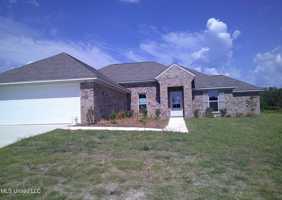featured image of 308 Jasmine Cove Ln