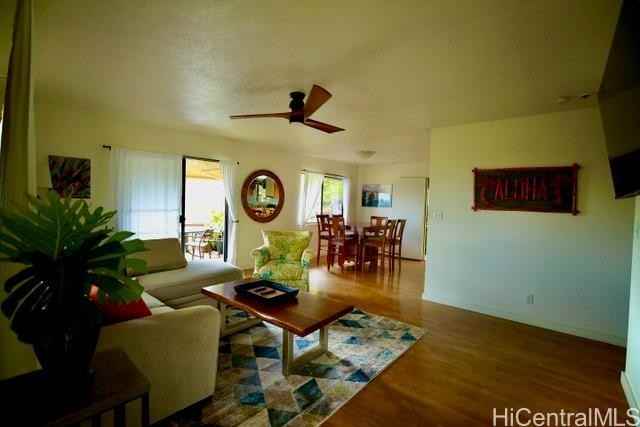 630 Aipuni St - Photo 4 of 13