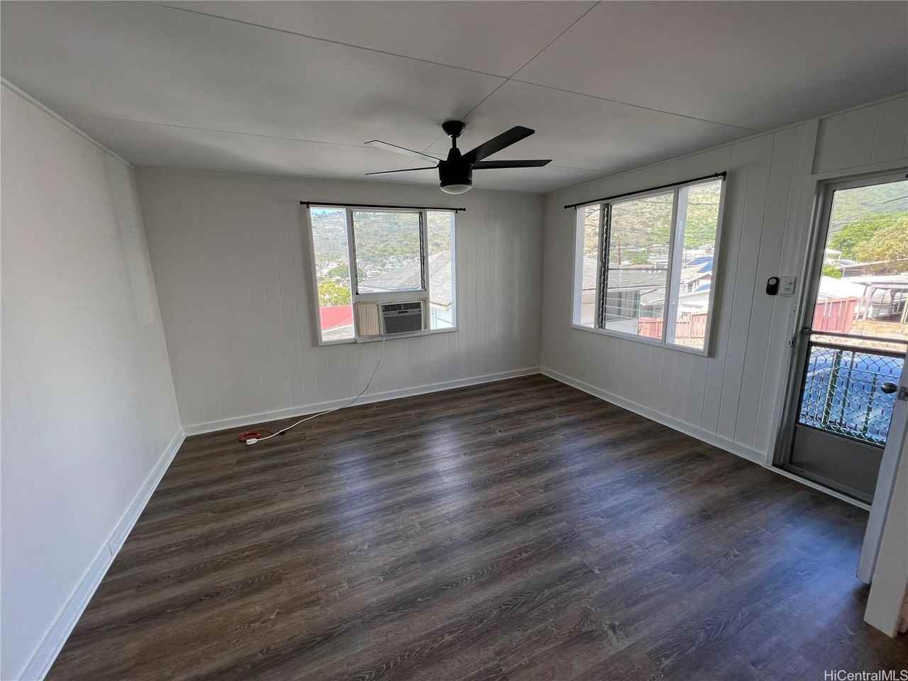 1715 10th Ave #A - Photo 3 of 17