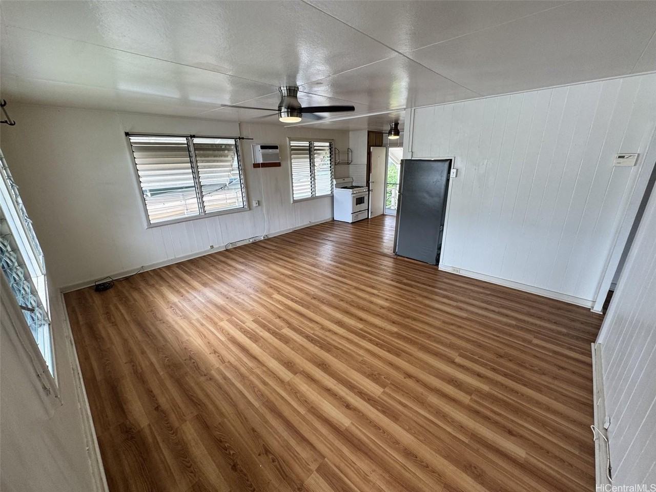 3628 Maunalei Ave #B - Photo 5 of 21