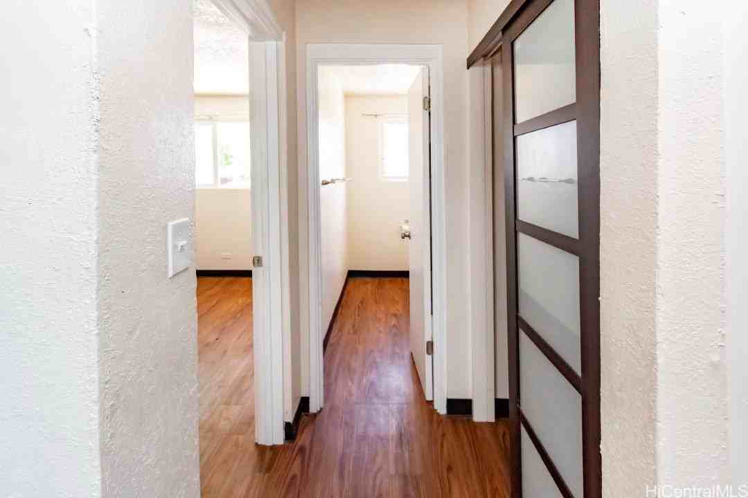 2503 Ala Wai Blvd #C - Photo 4 of 7