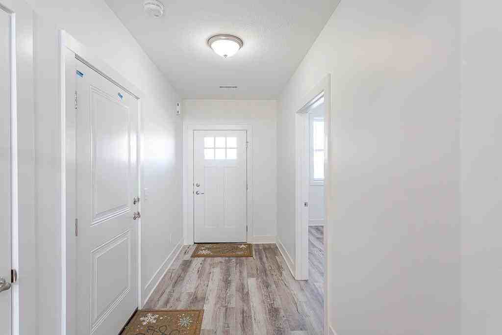 222 E Bridge Rd - Photo 5 of 20