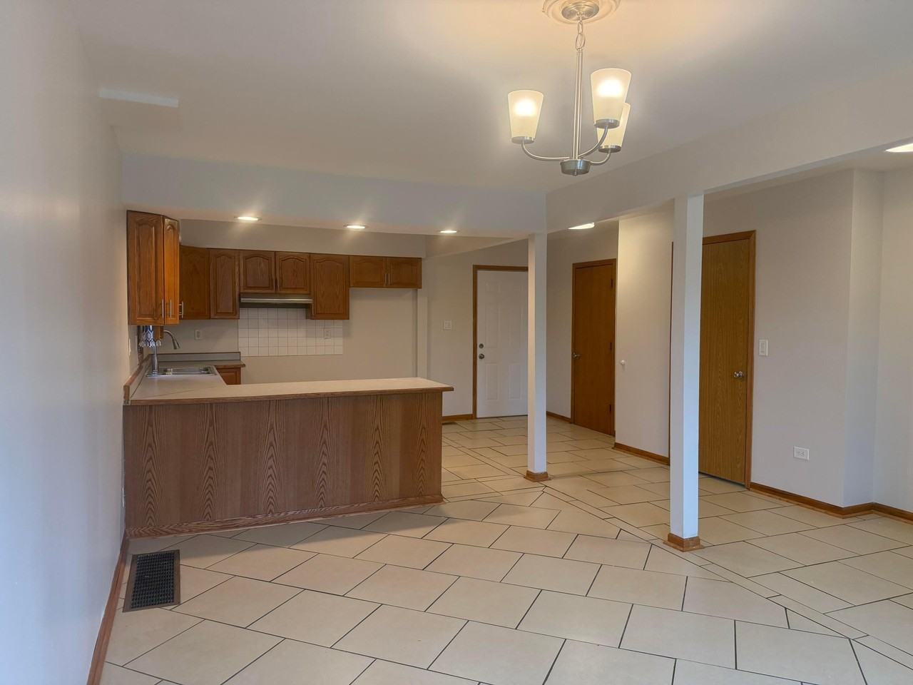 4840 Elm Ave - Photo 5 of 14