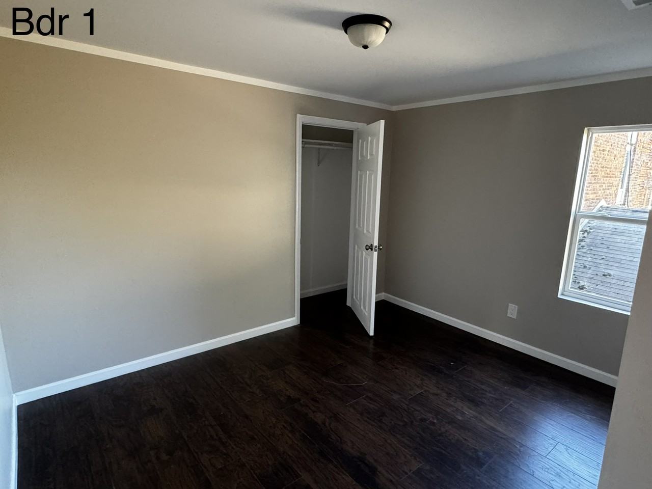 1415 Bleecker St #4 - Photo 2 of 12