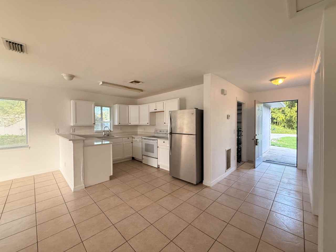 2411 Herb Ave S #2411 - Photo 5 of 22